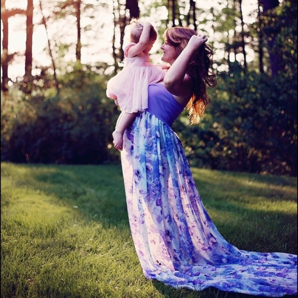 Floral maternity photo shoot gown