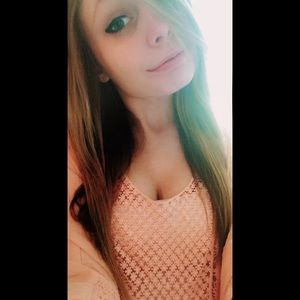 Meet your Posher, Elisha