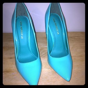 Brand New Turquoise Pumps