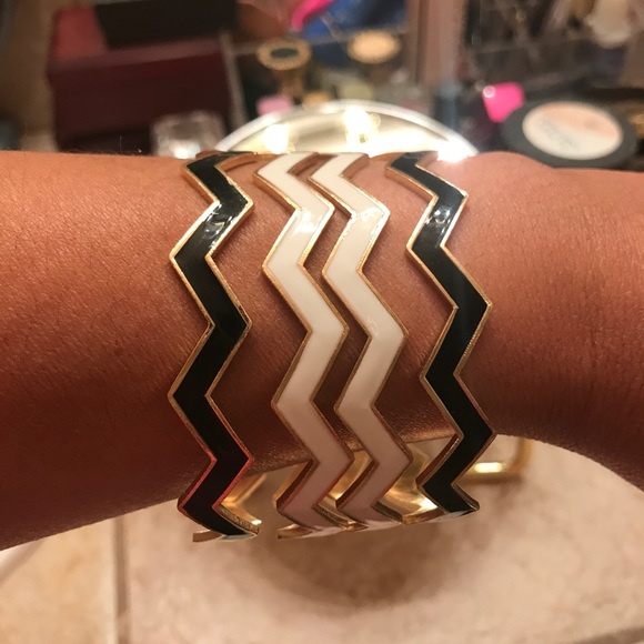 Chevron bangles - Picture 2 of 3