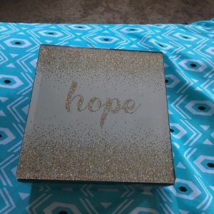 Jewelry box