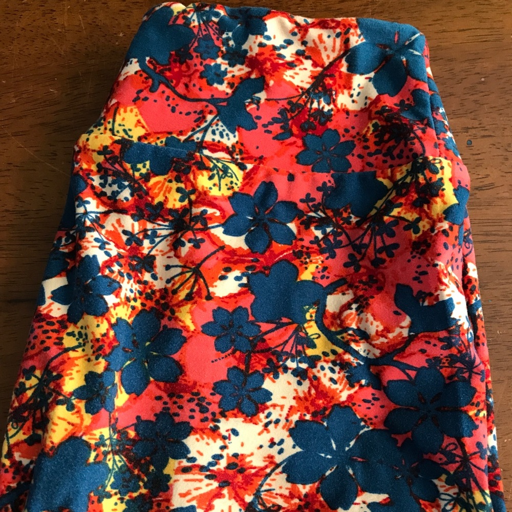LuLaRoe OS leggings