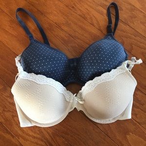 Set of nursing bras