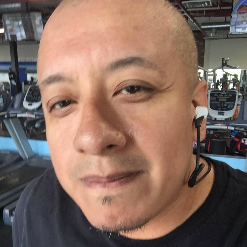 Meet your Posher, Carlos