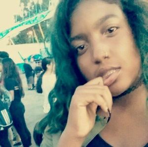 Meet your Posher, Eunyce