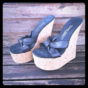 Tony Shoes Black Cork Wedges
