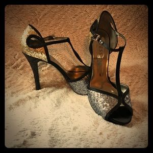 Great Gatsby inspired heels! Make an entrance.