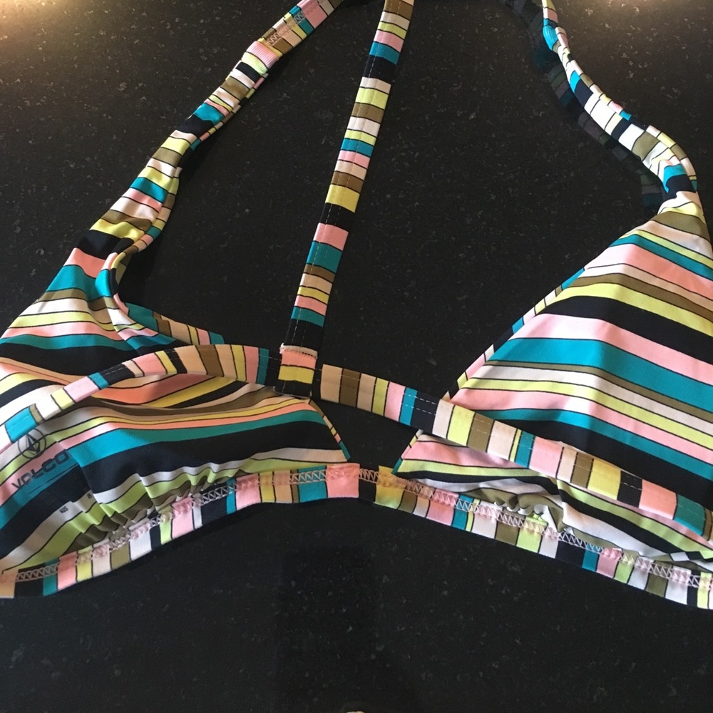 Volcom stone bikini - Picture 4 of 5
