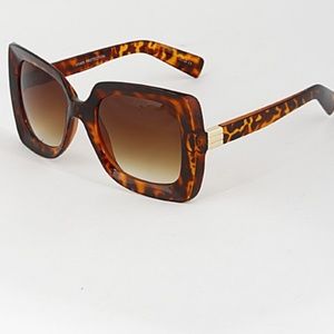 Leopard Jackie-OFRAMEZ