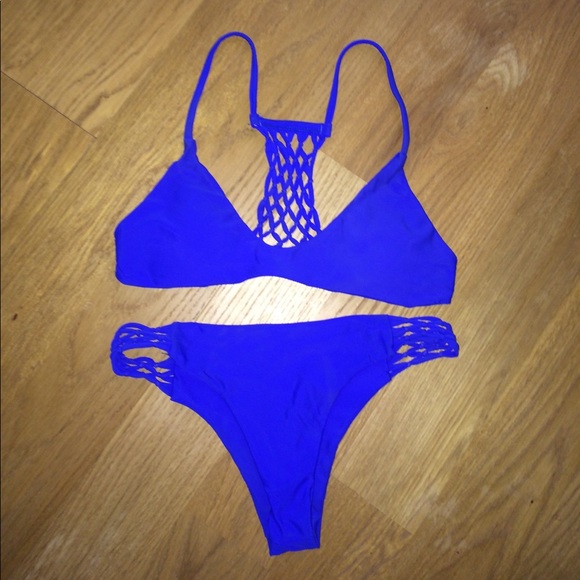 BRAND NEW ROYAL BLUE CROTCHET DETAILS BIKINI - Picture 5 of 8