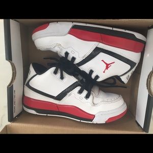 Air Jordan flight 23 bp White - toddler size 11