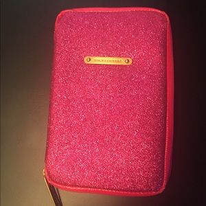 JUICY COUTURE hot pink sparkles case