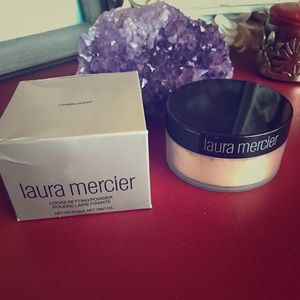 Laura Mercier Translucent Powder