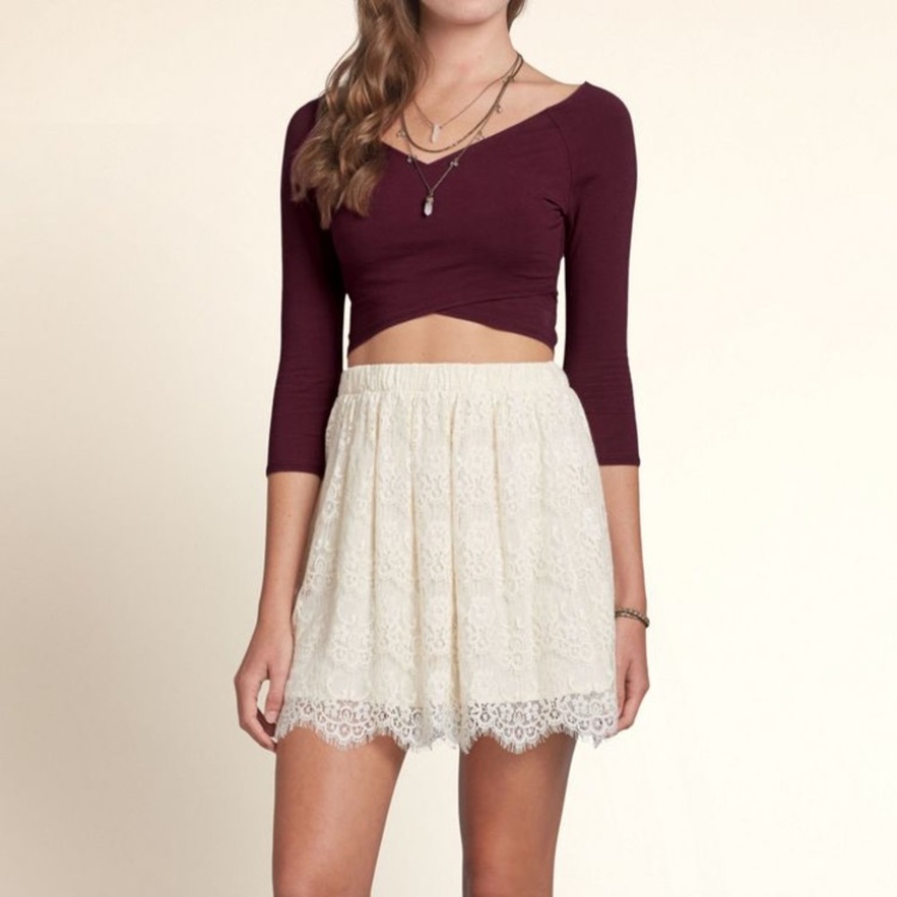 Hollister wrap crop top XS