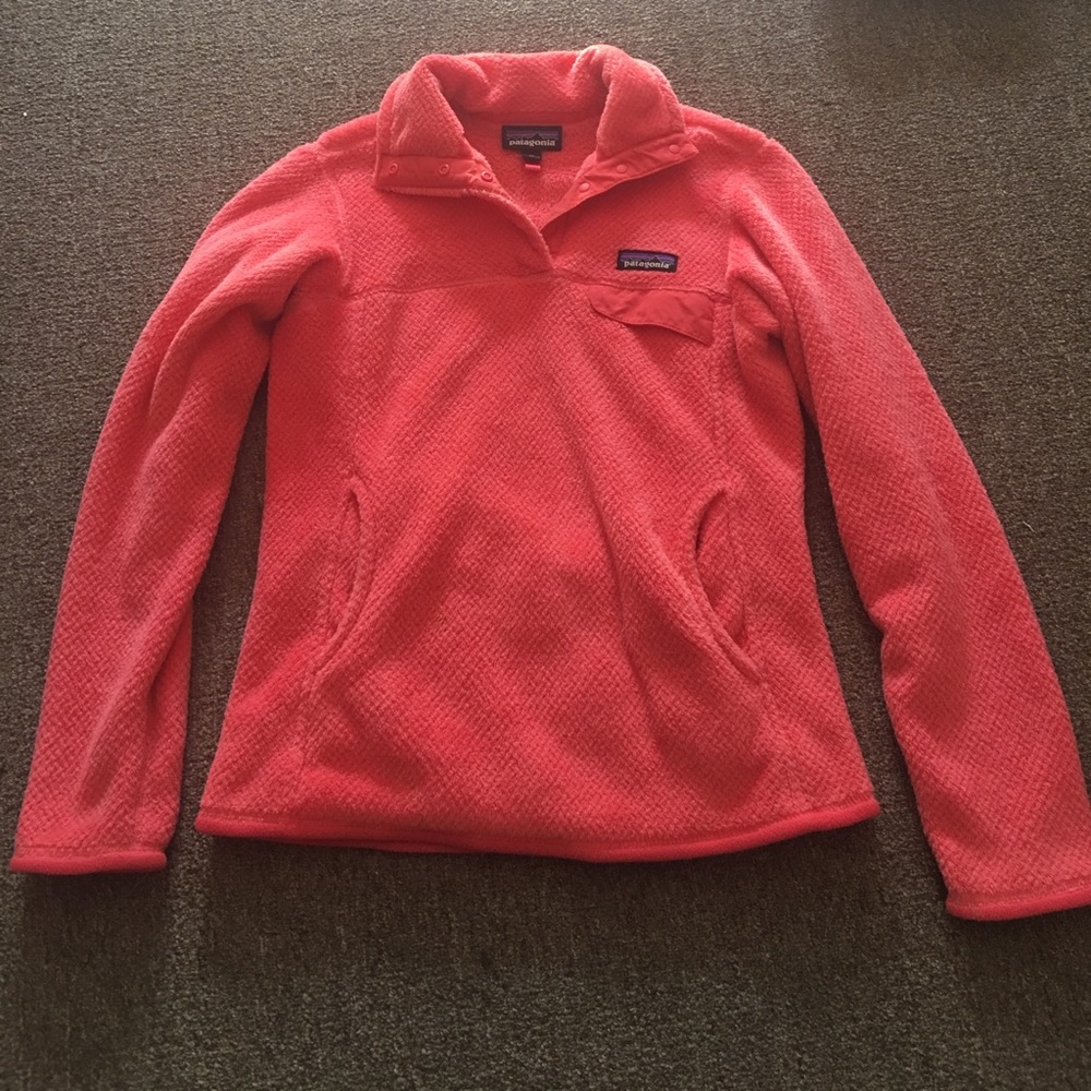 Pink Patagonia fleece pullover