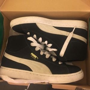 Black & White Hightop suede PUMAS