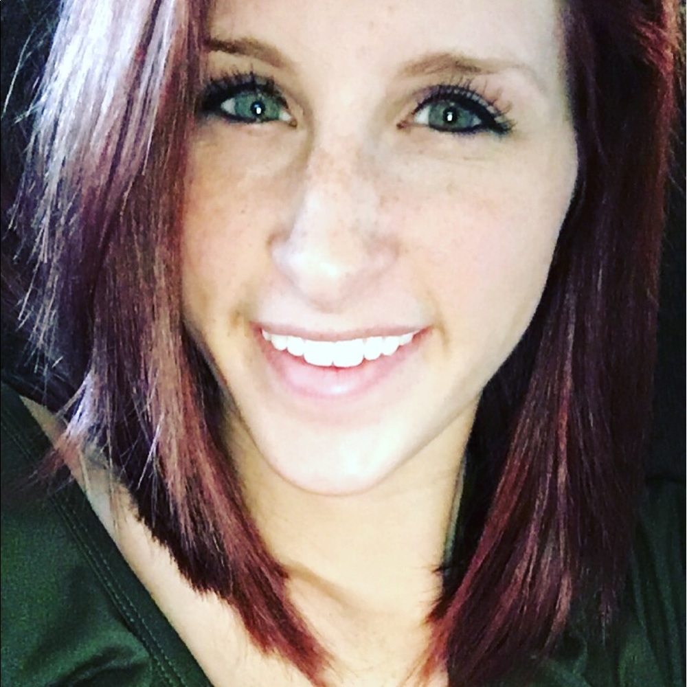 Meet your Posher, Mallory