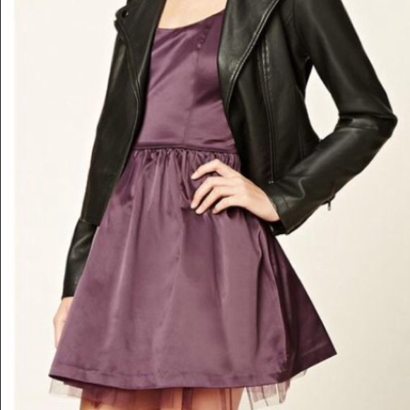 Cute little Forever 21 dress - Picture 3 of 3