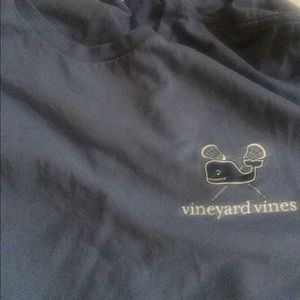 Vineyard Vines T Shirt Size Large