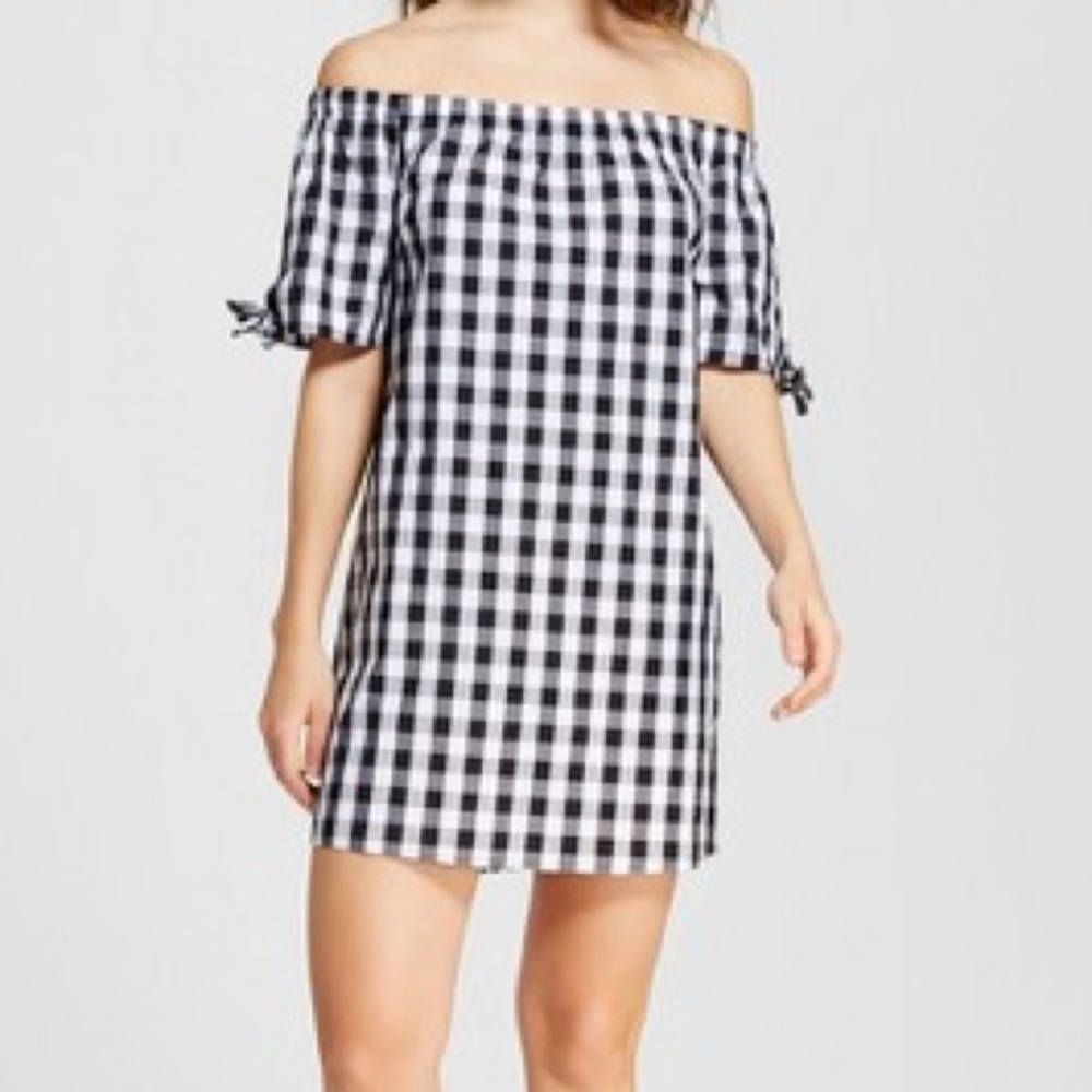 gingham dress