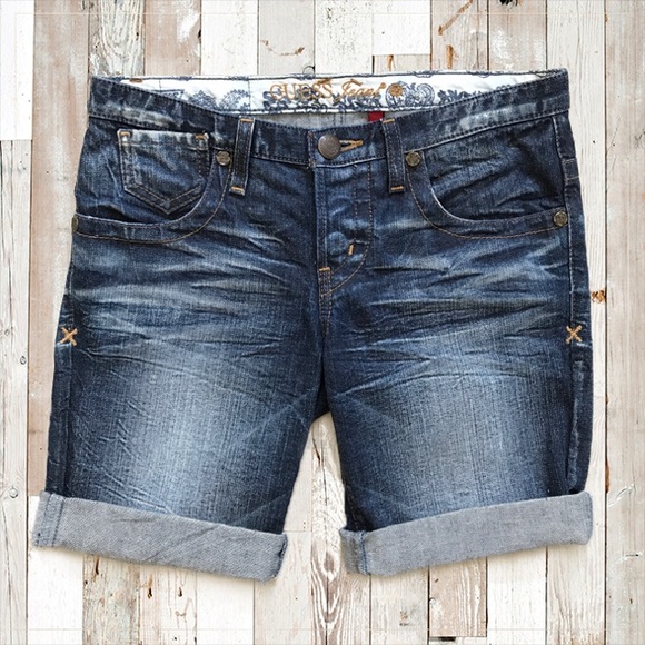 🔺Sold🔺Guess Tomboy Shorts - Picture 1 of 3