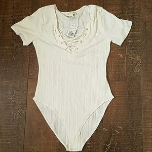 Forever 21 plus size cream bodysuit w tags