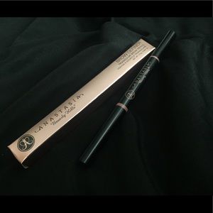 🆕Anastasia Beverly Hills Brow Definer Soft Brown