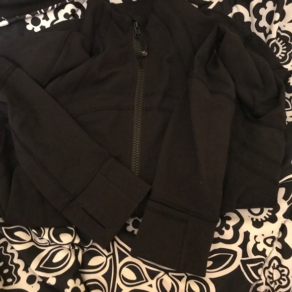 Lululemon Define Jacket - Picture 4 of 4