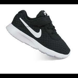 Nike Tanjun Toddler Boy shoes