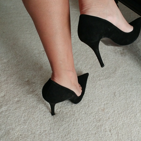 Stuart Weitzman - Picture 3 of 8