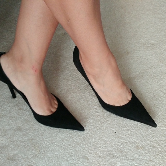 Stuart Weitzman - Picture 7 of 8