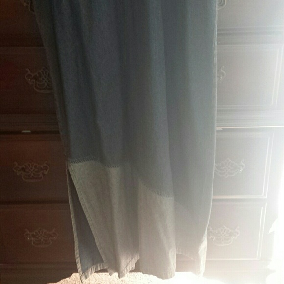 Dress - Picture 2 of 5