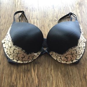 Victoria's Secret Very Sexy Push-Up