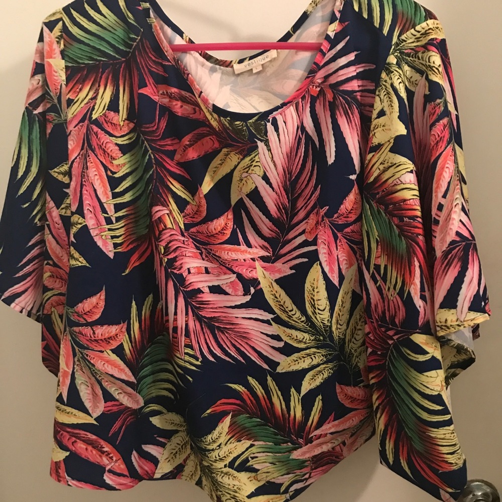 Flowy Tropic Print Top