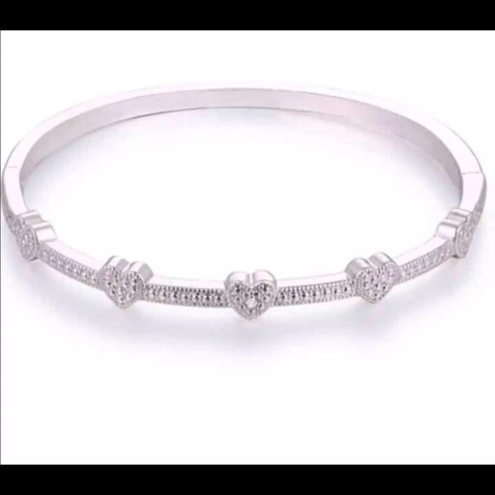 18k gold plated 1/10 carat heart cuff bracelet