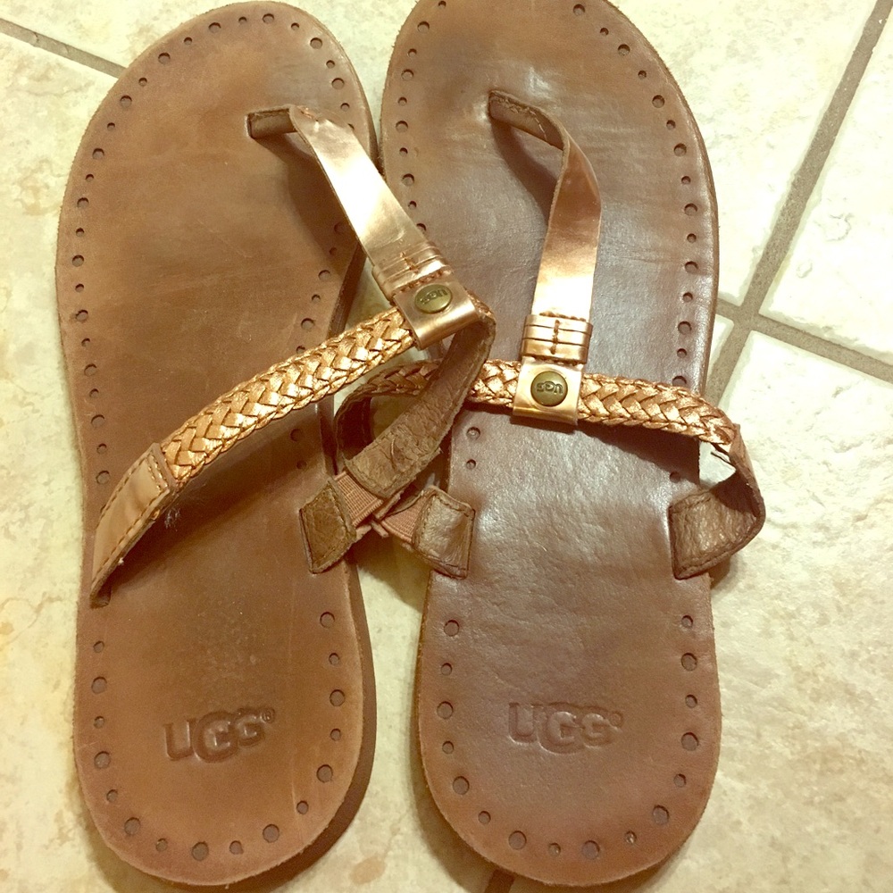 UGG BRIA ROSE GOLD LEATHER FLIP FLOP