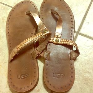 UGG BRIA ROSE GOLD LEATHER FLIP FLOP