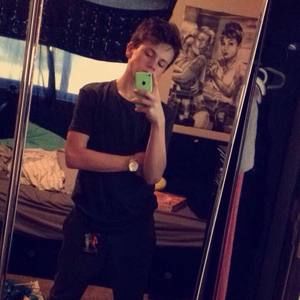 Meet your Posher, Ethan