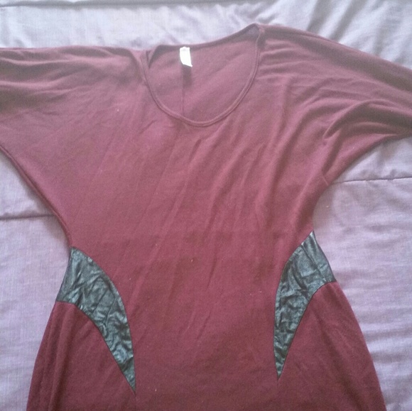 Dress - Picture 3 of 3