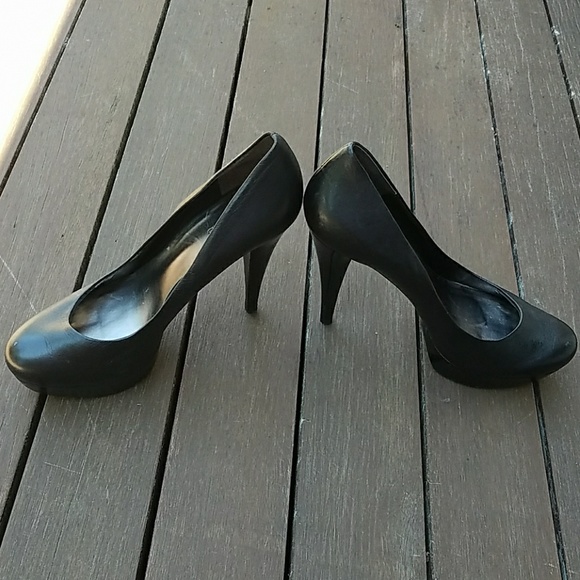 $5⭐️ Black Guess Pumps Shoes High Heels Size 8 - Picture 3 of 8