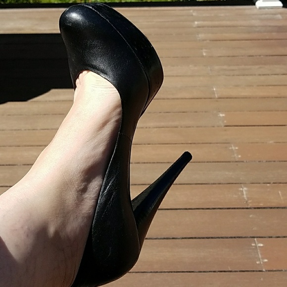 $5⭐️ Black Guess Pumps Shoes High Heels Size 8 - Picture 2 of 8