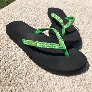 Green Reef Flip Flops - Size 9