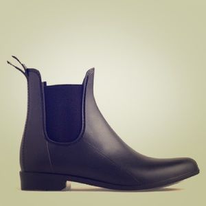 J Crew Chelsea Matte Rain Boot size 8