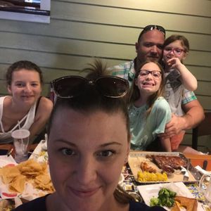 Meet your Posher, Ashley