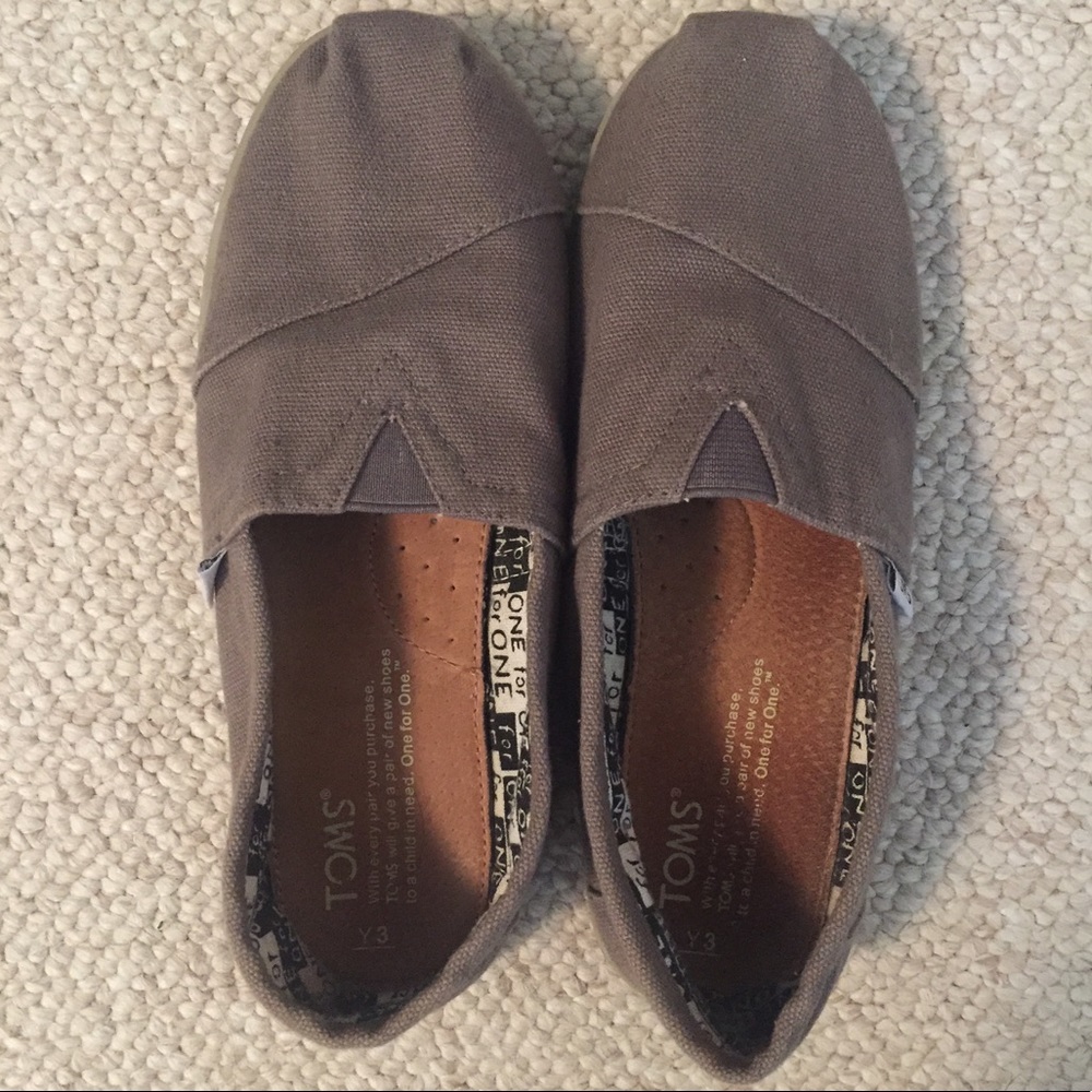 Toms