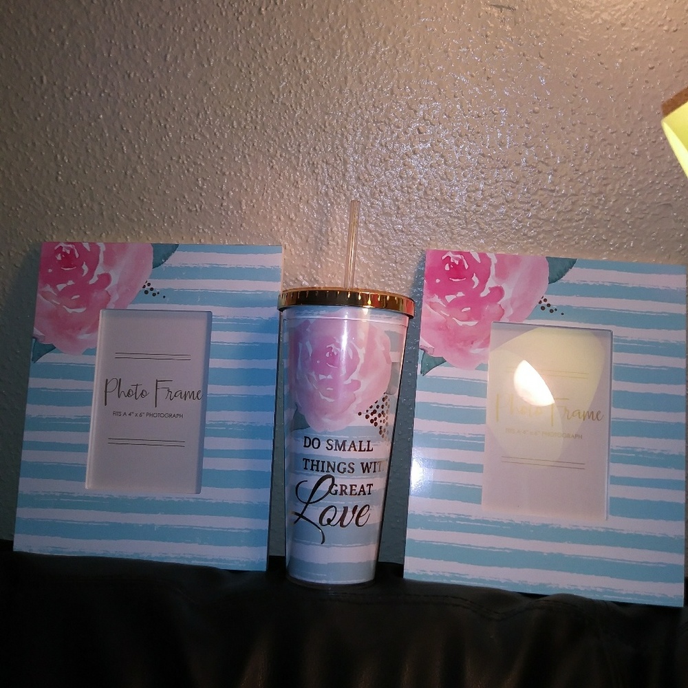 Very pretty Set of matching frames and tumbler.