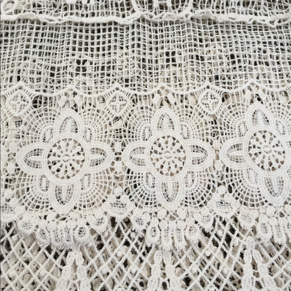 Lace Tank - Picture 3 of 3