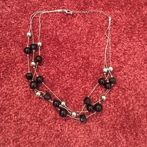 Women's jewelry: necklace