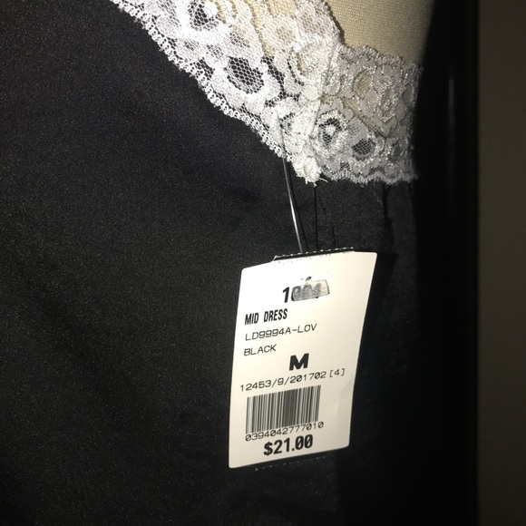 💥NEW💥black silky dress - Picture 5 of 8