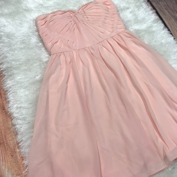 Ladies Minuet Pastel Pink Front Twist Dress - Picture 2 of 7